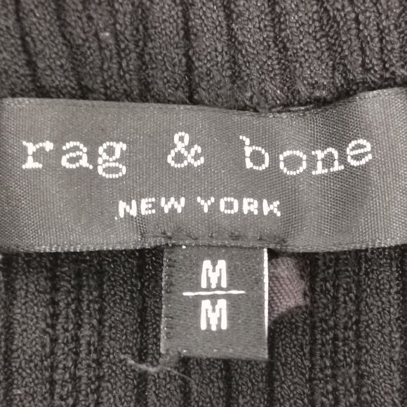 Knit Boatneck Stretchy Top Size M EUC # 123 - Picture 4 of 6